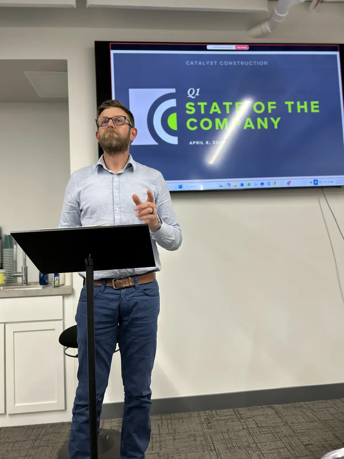 Catalyst leader presenting the Q1 State of the Company meeting